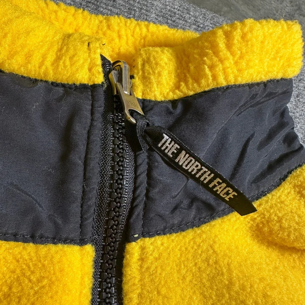 The North Face Denali Fleece Jacket Mens Small Yellow Black Full Zip Pit Zips